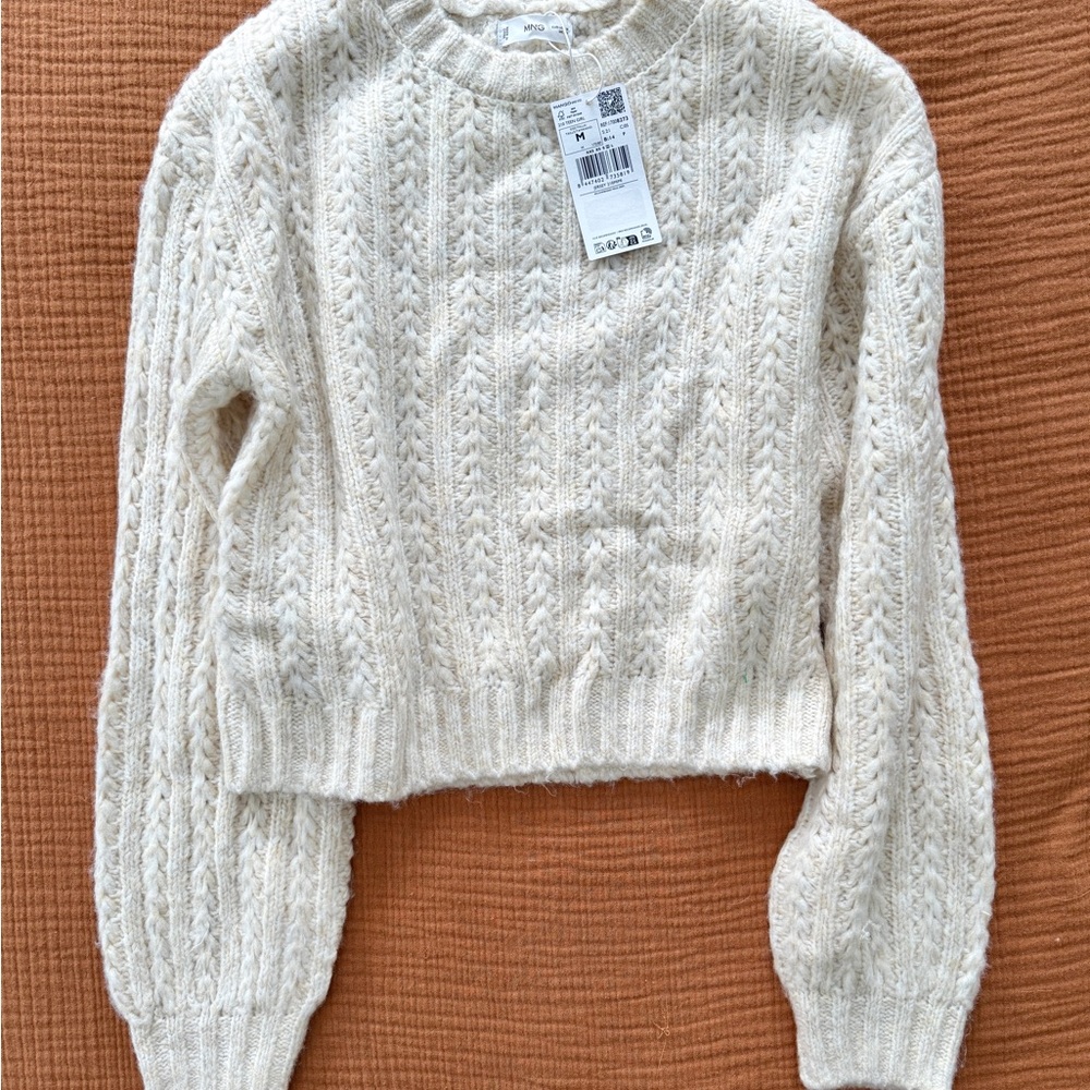 NEW WITH TAGS: MANGO TEEN Knit Cream Sweater, size Medium (fits like small)